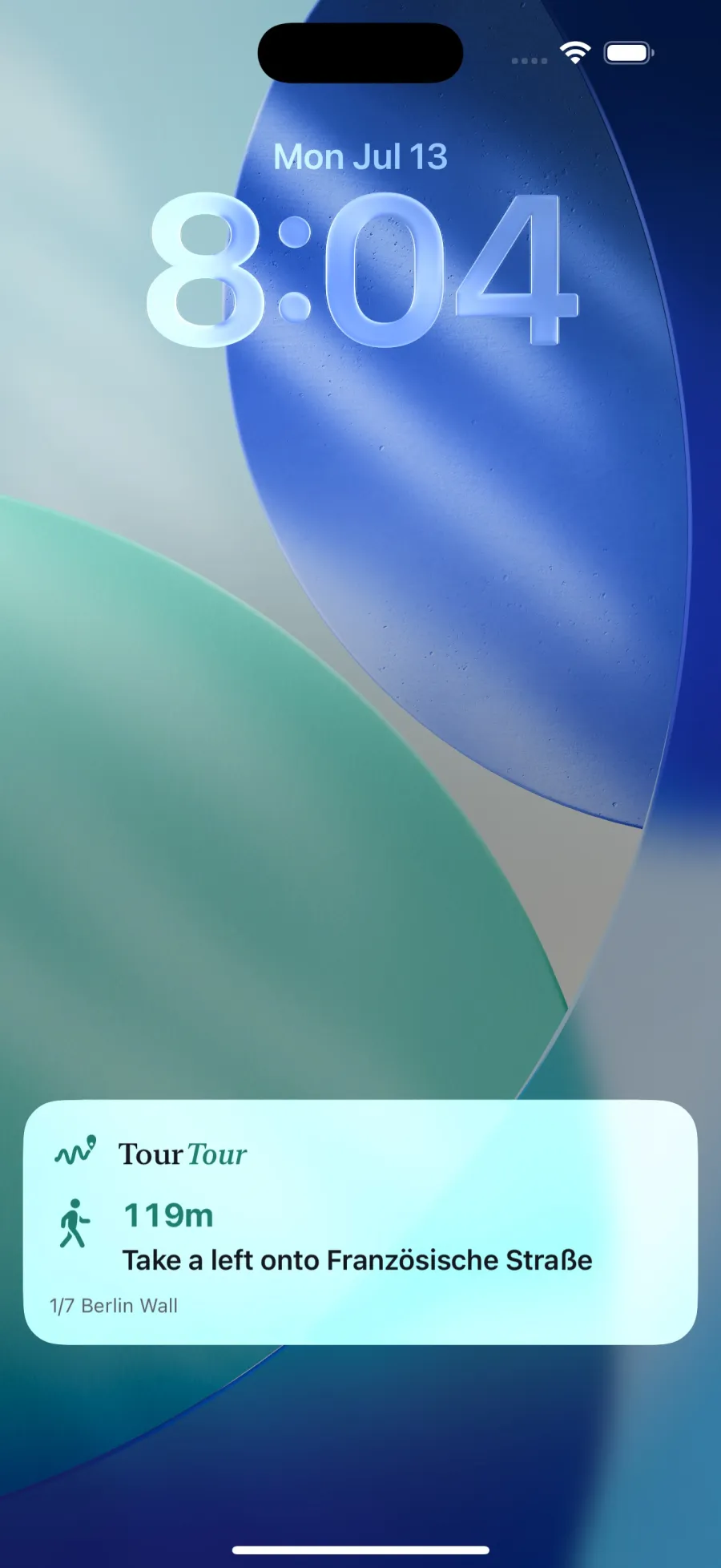 Turn by turn walking navigation on the iPhone lock screen